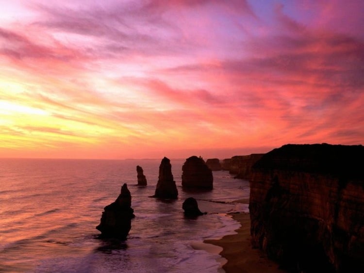 An Evening View Of Australias 12 Apostles