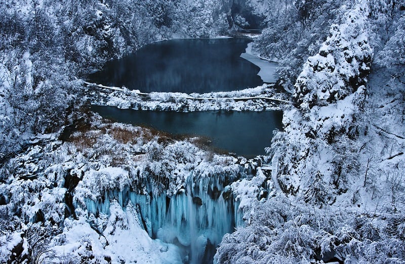 Plitvice Lakes Surreal Places
