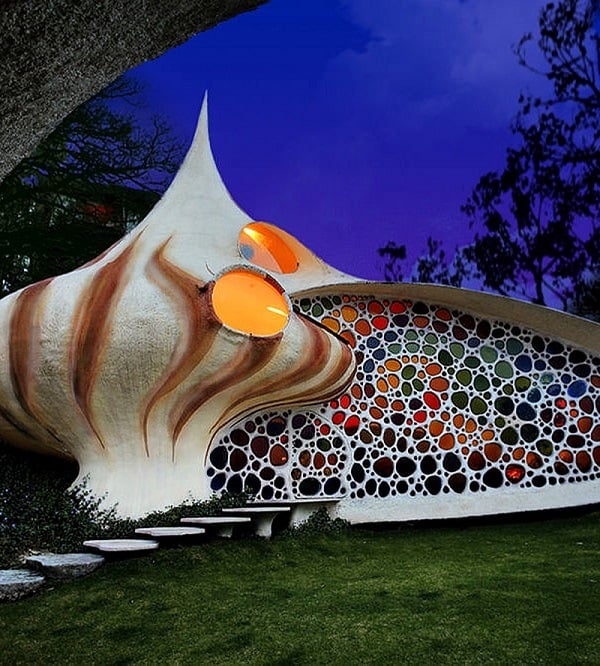 Colorful Shell-Inspired Home