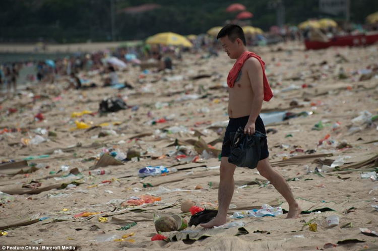 Beach Littering In China