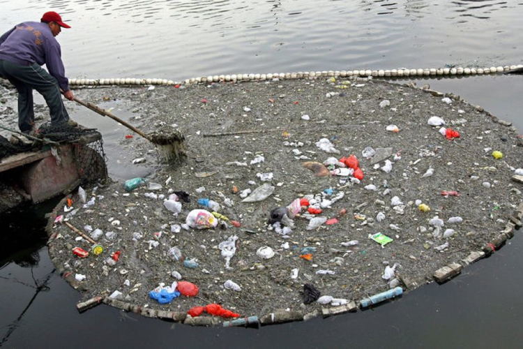 Water Littering In China