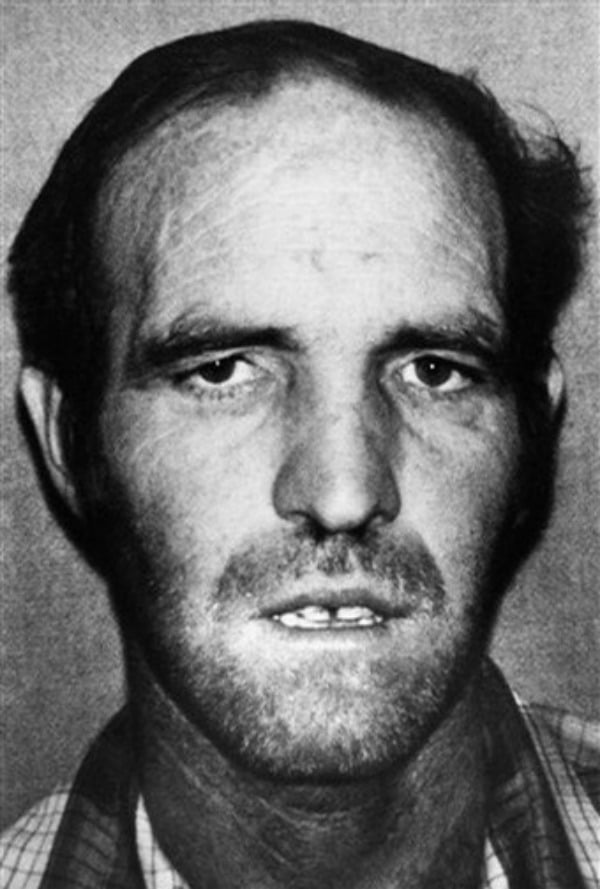 20 Famous Serial Killers And How Their Chilling Stories ...