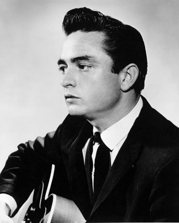 28 Johnny Cash Photos That Reveal The Icon And The Man ...